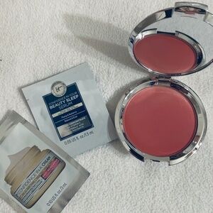 ♦️IT Cosmetics Brand New ombreradiance blush and confidence icream moisturizer